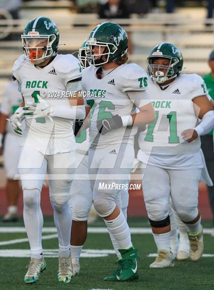 Thumbnail 1 in Eagle Rock vs Monrovia photogallery.