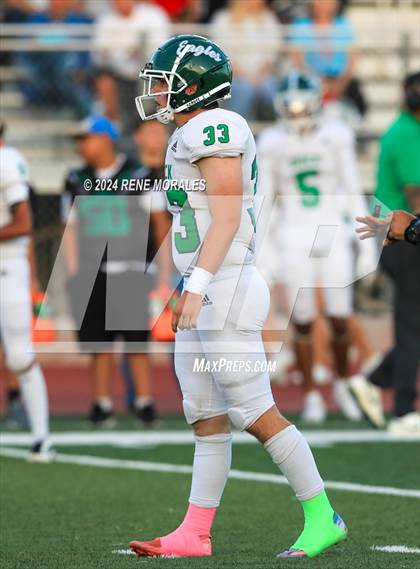 Thumbnail 2 in Eagle Rock vs Monrovia photogallery.