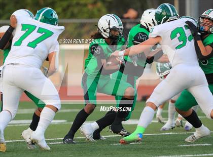 Thumbnail 2 in Eagle Rock vs Monrovia photogallery.