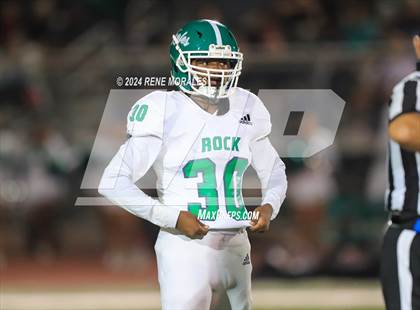 Thumbnail 3 in Eagle Rock vs Monrovia photogallery.