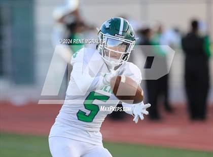 Thumbnail 1 in Eagle Rock vs Monrovia photogallery.