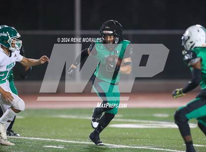 Thumbnail 2 in Eagle Rock vs Monrovia photogallery.