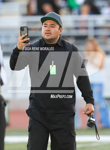 Thumbnail 3 in Eagle Rock vs Monrovia photogallery.