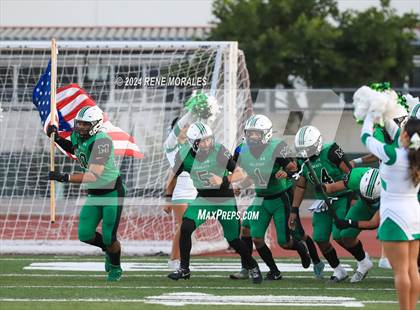 Thumbnail 2 in Eagle Rock vs Monrovia photogallery.