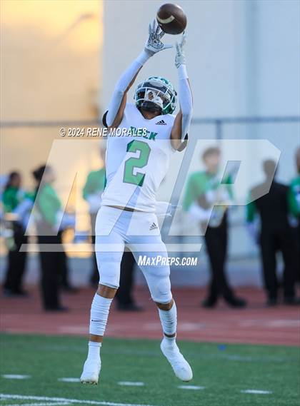 Thumbnail 1 in Eagle Rock vs Monrovia photogallery.