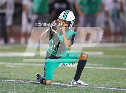 Thumbnail 1 in Eagle Rock vs Monrovia photogallery.