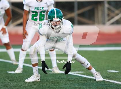 Thumbnail 3 in Eagle Rock vs Monrovia photogallery.