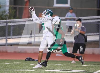 Thumbnail 2 in Eagle Rock vs Monrovia photogallery.