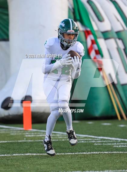 Thumbnail 1 in Eagle Rock vs Monrovia photogallery.