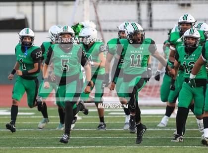 Thumbnail 1 in Eagle Rock vs Monrovia photogallery.