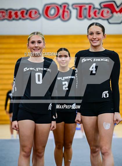 Thumbnail 1 in Oak Ridge vs. Whitney (CIF SJS Div 1 Semifinals Stunt) photogallery.