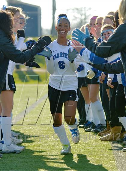 Thumbnail 3 in Cheshire vs Darien (CIAC Class L Final) photogallery.