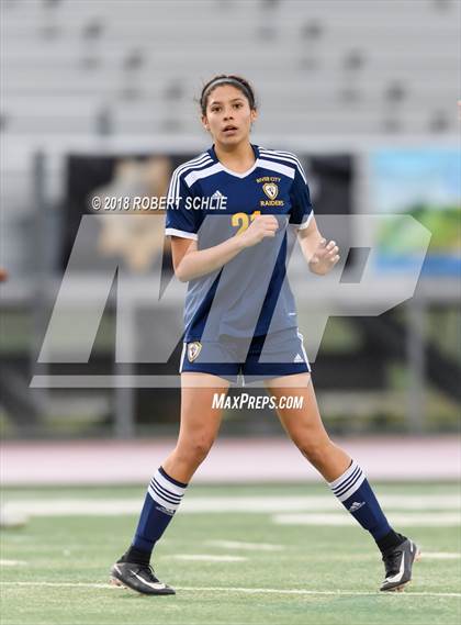 Thumbnail 2 in Roseville vs. River City (CIF SJS D2 Final) photogallery.