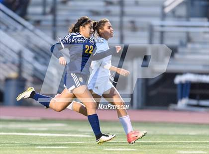 Thumbnail 3 in Roseville vs. River City (CIF SJS D2 Final) photogallery.