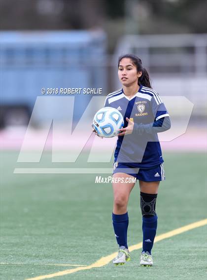 Thumbnail 2 in Roseville vs. River City (CIF SJS D2 Final) photogallery.
