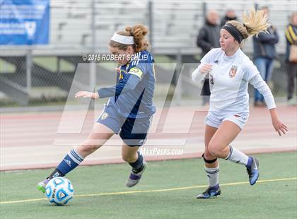 Thumbnail 3 in Roseville vs. River City (CIF SJS D2 Final) photogallery.