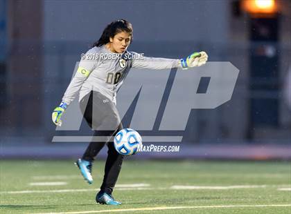 Thumbnail 3 in Roseville vs. River City (CIF SJS D2 Final) photogallery.