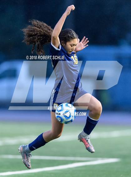 Thumbnail 1 in Roseville vs. River City (CIF SJS D2 Final) photogallery.