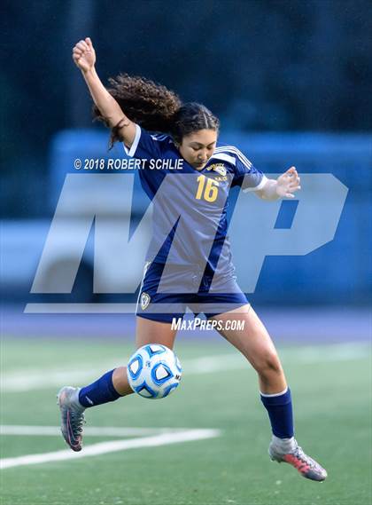 Thumbnail 2 in Roseville vs. River City (CIF SJS D2 Final) photogallery.