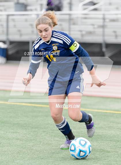 Thumbnail 1 in Roseville vs. River City (CIF SJS D2 Final) photogallery.