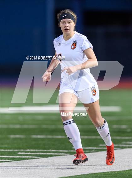 Thumbnail 3 in Roseville vs. River City (CIF SJS D2 Final) photogallery.