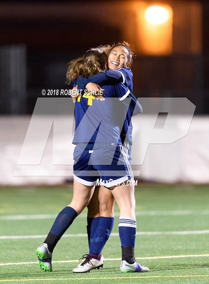 Thumbnail 1 in Roseville vs. River City (CIF SJS D2 Final) photogallery.