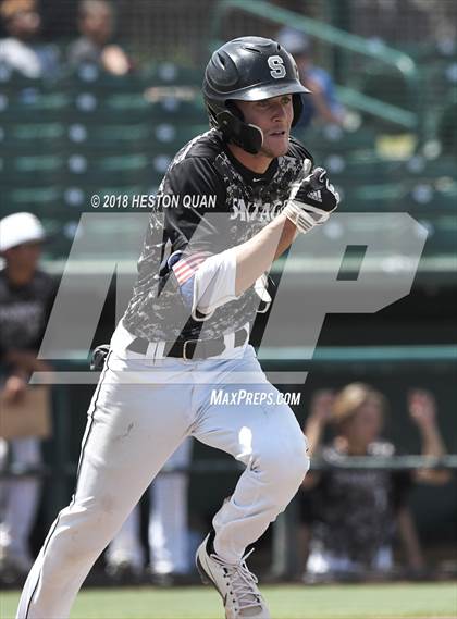 Thumbnail 2 in Santiago vs. Roosevelt (County Clash) photogallery.