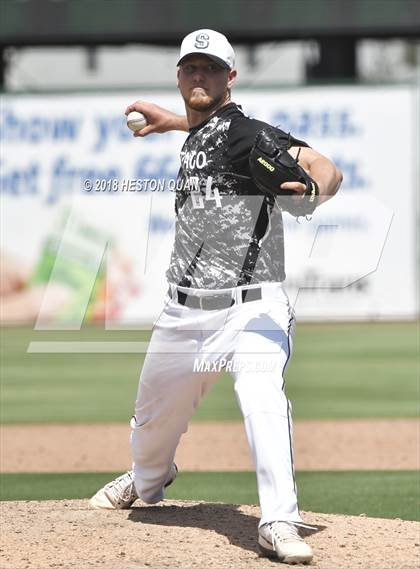 Thumbnail 1 in Santiago vs. Roosevelt (County Clash) photogallery.