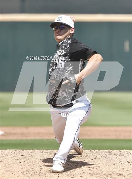 Thumbnail 2 in Santiago vs. Roosevelt (County Clash) photogallery.