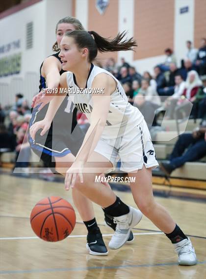 Thumbnail 3 in Royal Oak @ Stoney Creek photogallery.
