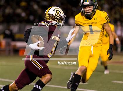 Thumbnail 2 in Royal @ Simi Valley photogallery.
