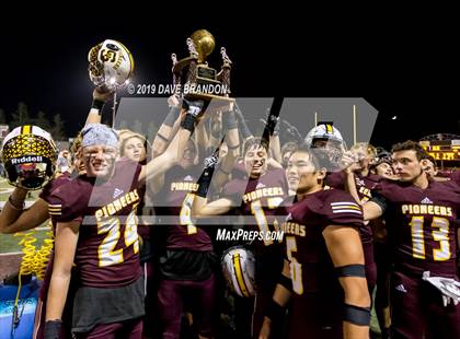 Thumbnail 2 in Royal @ Simi Valley photogallery.