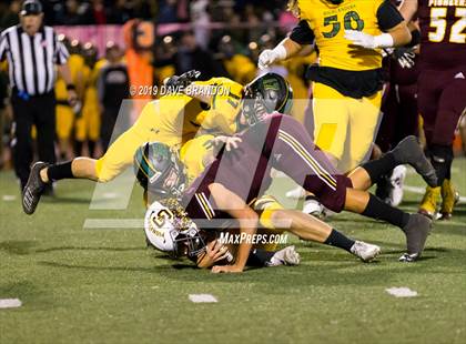 Thumbnail 1 in Royal @ Simi Valley photogallery.