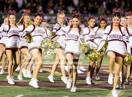 Thumbnail 2 in Royal @ Simi Valley photogallery.