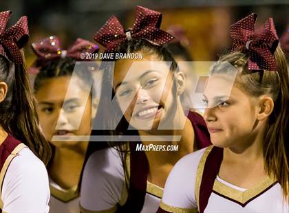 Thumbnail 1 in Royal @ Simi Valley photogallery.