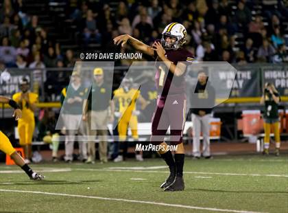 Thumbnail 2 in Royal @ Simi Valley photogallery.