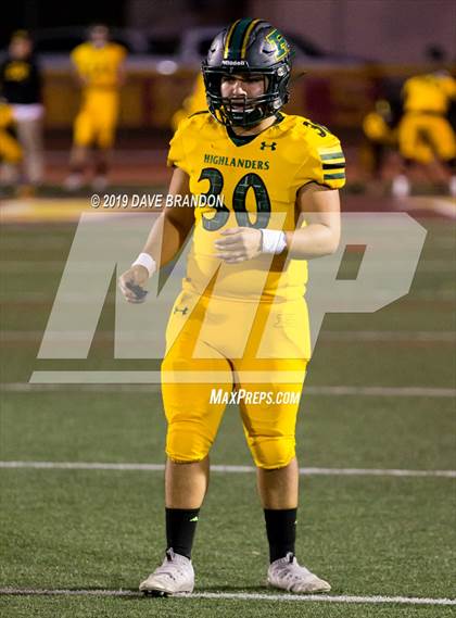 Thumbnail 3 in Royal @ Simi Valley photogallery.