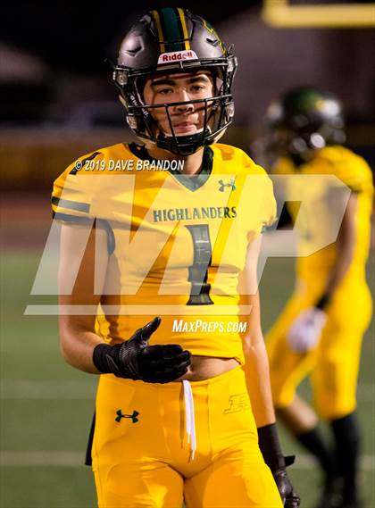 Thumbnail 3 in Royal @ Simi Valley photogallery.
