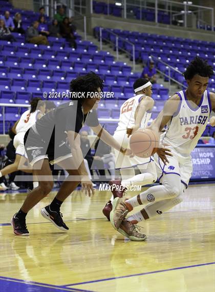Thumbnail 3 in Parish Episcopal vs. Clark (NISD/NEISD Tournament) photogallery.