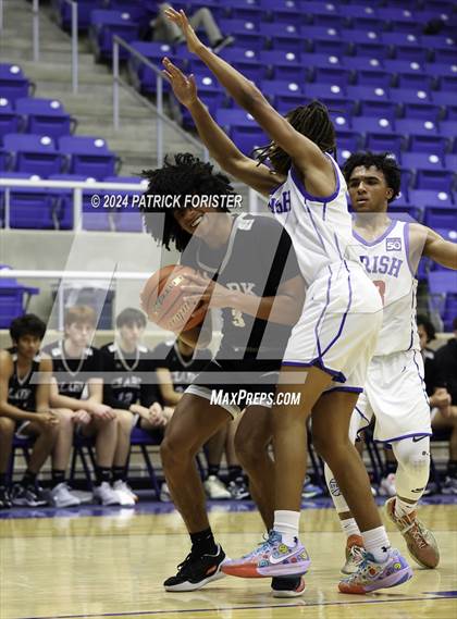 Thumbnail 2 in Parish Episcopal vs. Clark (NISD/NEISD Tournament) photogallery.