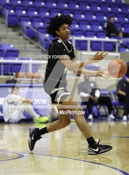 Thumbnail 1 in Parish Episcopal vs. Clark (NISD/NEISD Tournament) photogallery.