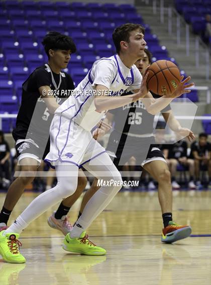 Thumbnail 2 in Parish Episcopal vs. Clark (NISD/NEISD Tournament) photogallery.