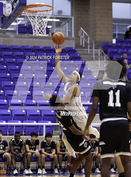 Thumbnail 3 in Parish Episcopal vs. Clark (NISD/NEISD Tournament) photogallery.
