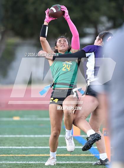 Thumbnail 3 in Sequoia vs. Capuchino (Hillsdale) photogallery.