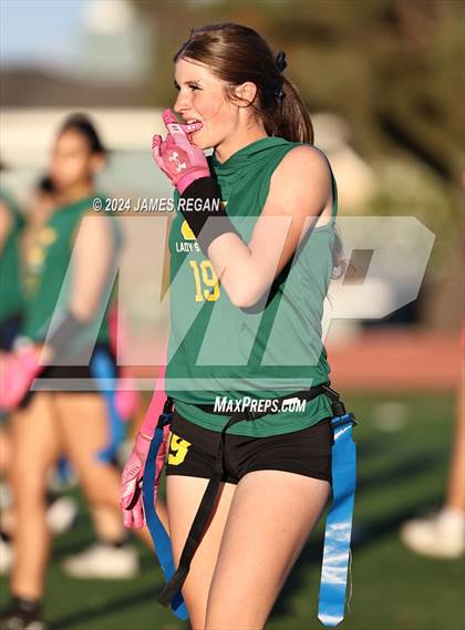 Thumbnail 3 in Sequoia vs. Capuchino (Hillsdale) photogallery.