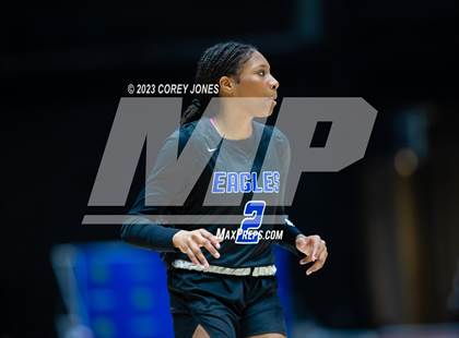 Thumbnail 1 in Mount Paran Christian vs Banks County (GHSA 2A State Championship) photogallery.