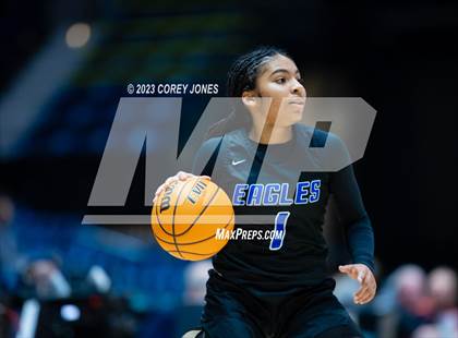 Thumbnail 1 in Mount Paran Christian vs Banks County (GHSA 2A State Championship) photogallery.