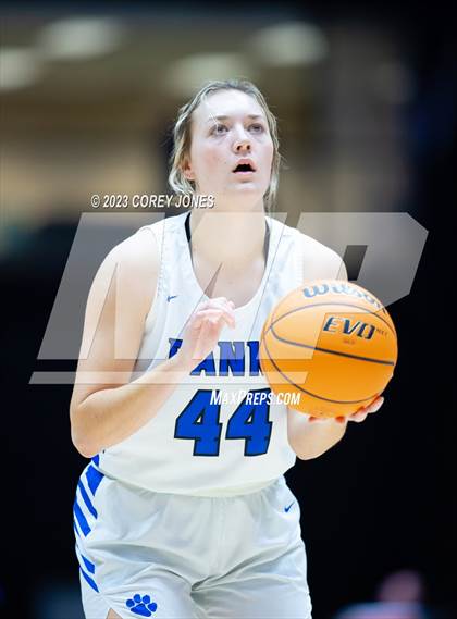 Thumbnail 3 in Mount Paran Christian vs Banks County (GHSA 2A State Championship) photogallery.