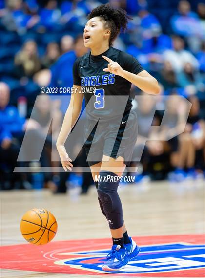 Thumbnail 3 in Mount Paran Christian vs Banks County (GHSA 2A State Championship) photogallery.