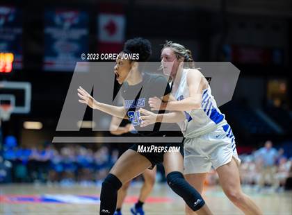 Thumbnail 2 in Mount Paran Christian vs Banks County (GHSA 2A State Championship) photogallery.